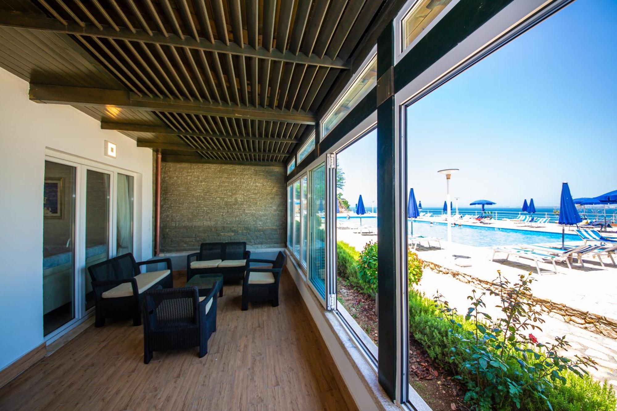 Luxury Villa 2 Vlorë Buitenkant foto