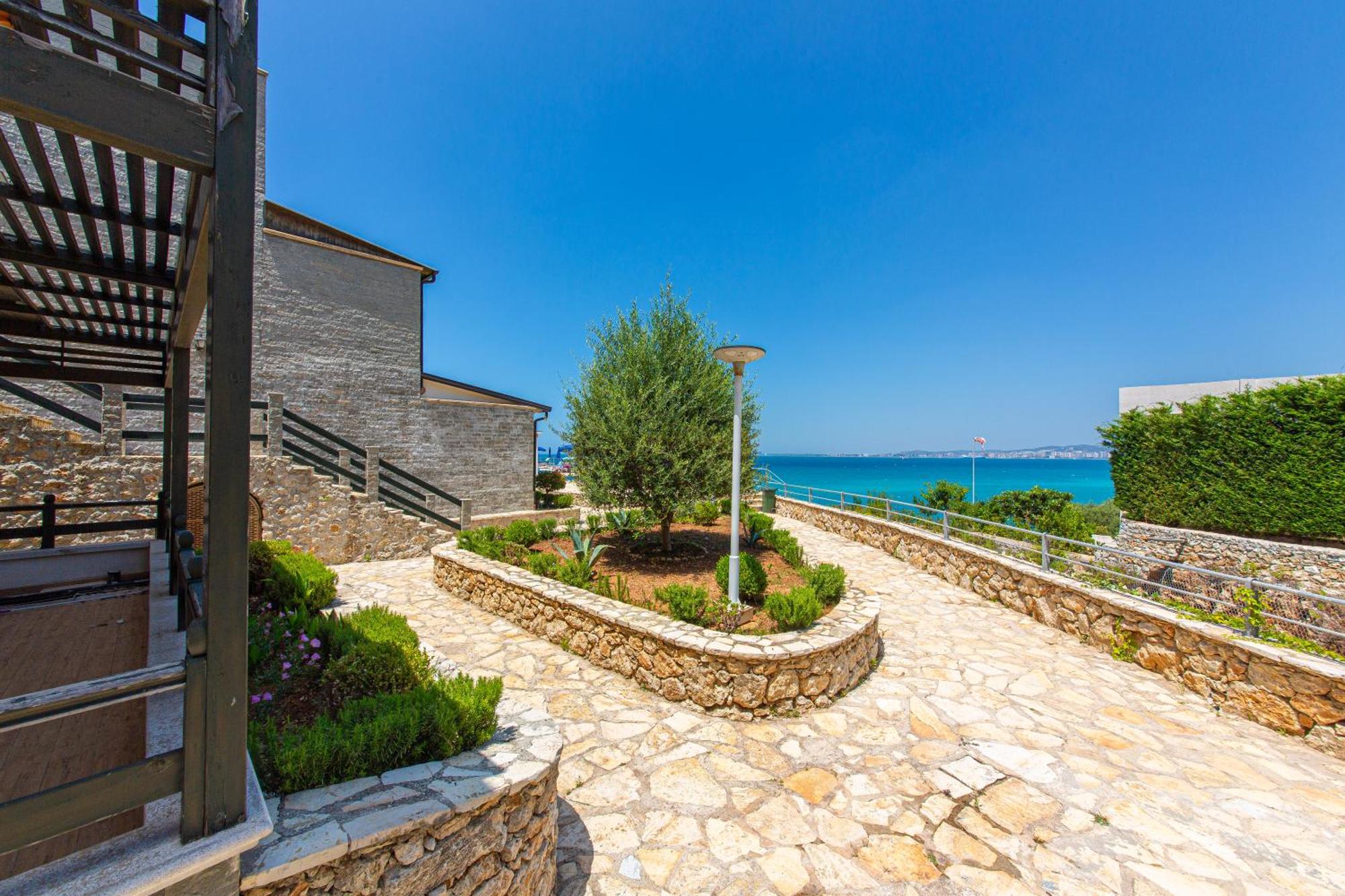 Luxury Villa 2 Vlorë Buitenkant foto